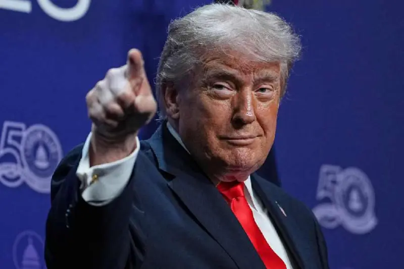 White House estimates Trump's prescription drug deals could rake in USD 529 B over decade