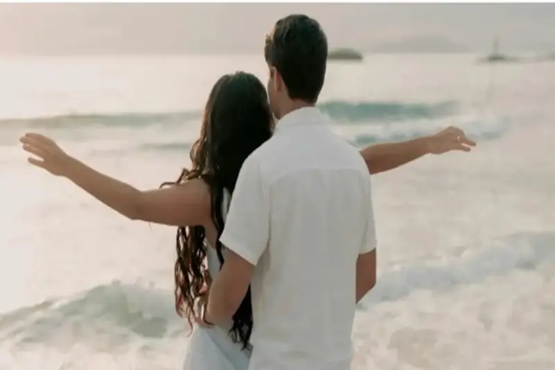 Shayari in Hindi: शायरी में कहें अपनों से अपने दिल की बात, Attitude, Romantic , Love Shayari में व्यक्त करें जज्बात