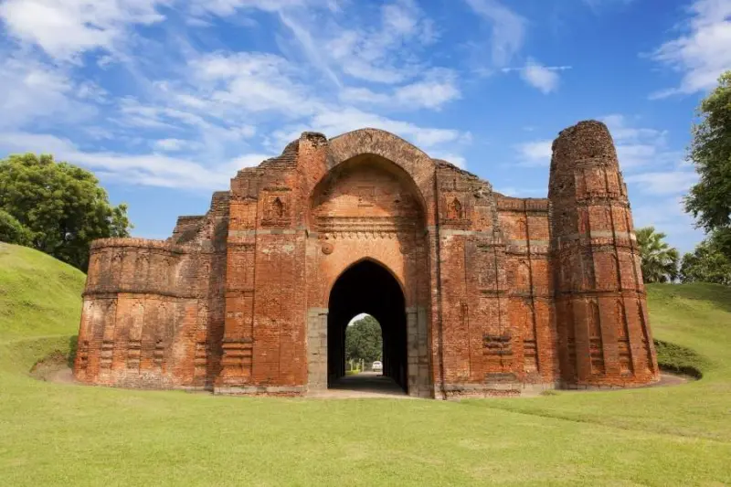Walking through history: Five heritage tourist circuits to explore in Bengal