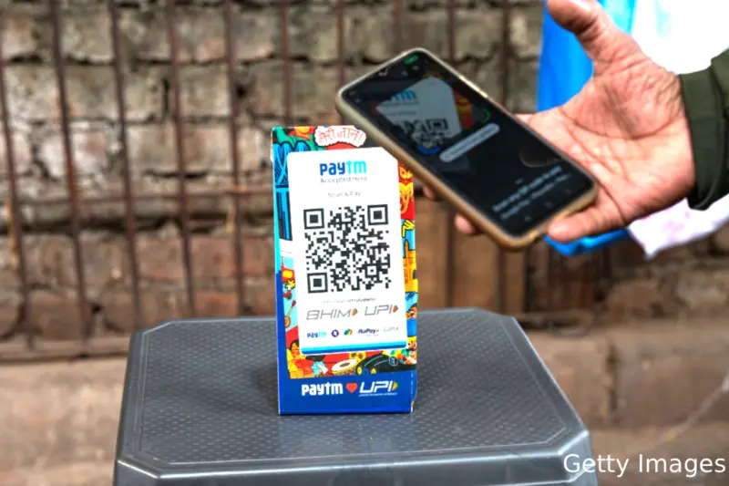 போலி QR Code மோசடி: பாதுகாப்பாக ஸ்கேன் செய்வது எப்படி?