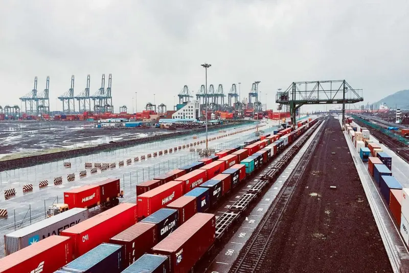 Government Explores JNPA IPO As India's Largest Container Port Prepares For Public Listing Under Monetisation Drive: Report