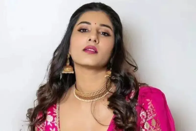 సోషల్ మీడియా వేధింపులపై అనసూయ, విష్ణుప్రియ ఫిర్యాదు