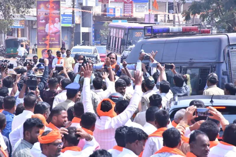 ಬಿಜೆಪಿ ಗದ್ದಲದ ನಡುವೆ ಬೀದರ್‌ ಪಾಪನಾಶ ದೇವಸ್ಥಾನದ ಅಭಿವೃದ್ಧಿ ಕಾಮಗಾರಿಗೆ ಚಾಲನೆ