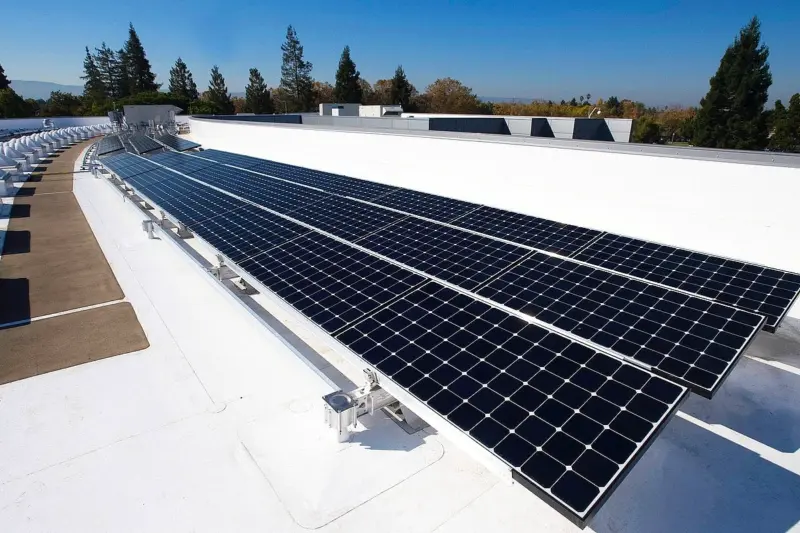 India Crosses 150 GW Solar Capacity After Record 44 GW Addition In A Single Year