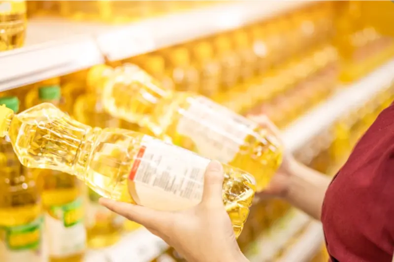 High Cholesterol: Should You Be Using Reheated, Vanaspati And Palm Oil? Nutritionist Shares Expert Opinion