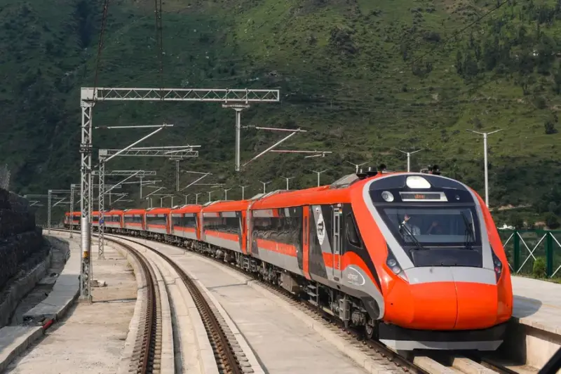 Vande Bharat Sleeper Bengaluru-Mumbai: 12-hour overnight travel with modern amenities explained