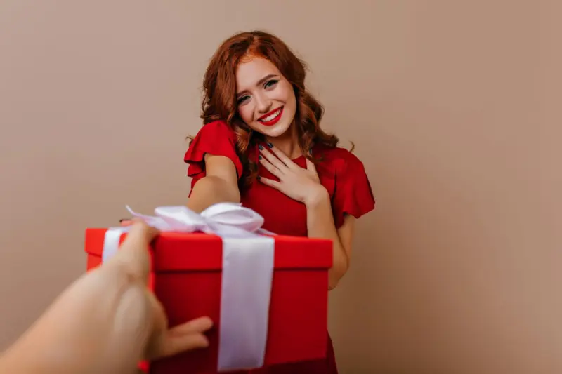 The Girlfriend Gifting Rulebook Every Boyfriend Should Know