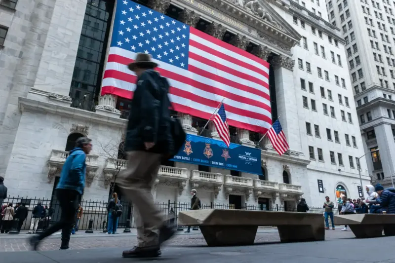 Nasdaq, S&P 500 Futures Slide On Greenland Tensions: Why NVDA, MU, IBRX, CRML And VERO Are On Traders' Radar Today