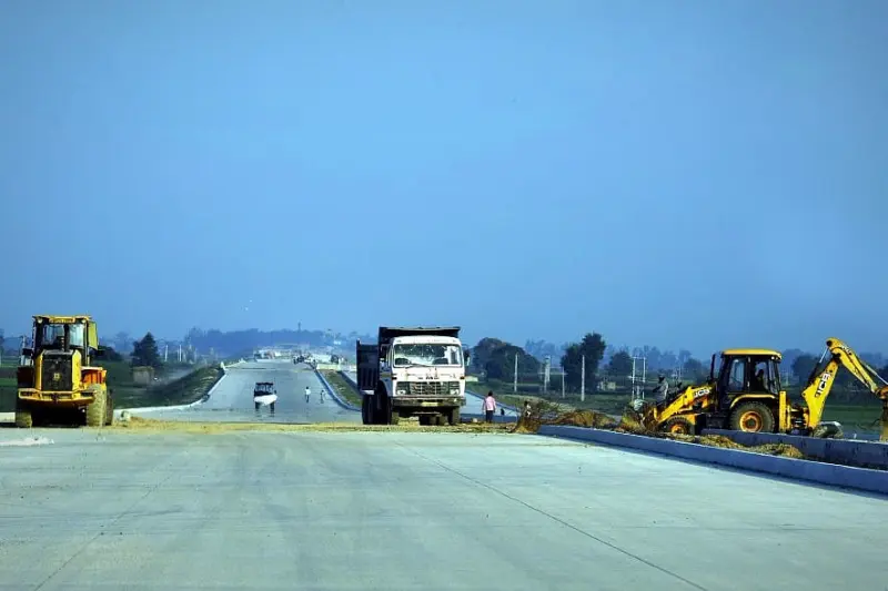 India's Highway Construction Falls To 7-Year Low At 9,380 Km As Land Delays And Fewer Project Awards Hit Pace