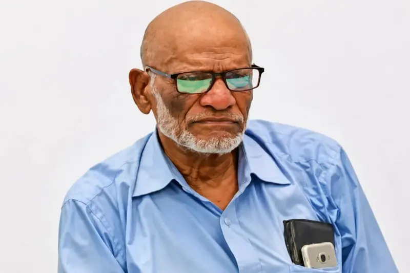 বঙ্গবন্ধুর স্লোগান দিতেই মারধর! বাংলাদেশে মুক্তিযোদ্ধাকে ঘিরে তীব্র বিতর্ক