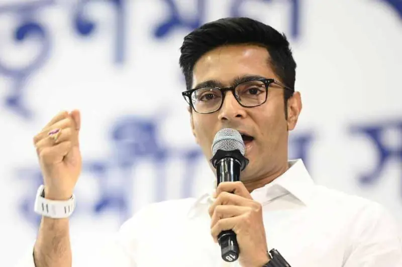'১০ জন্মেও ডায়মন্ড হারবার মডেলে দাঁত ফোটাতে পারবে না', ফলতায় পুনর্নির্বাচনে কমিশনকে সরাসরি চ্যালেঞ্জ অভিষেকের - এবেলা
