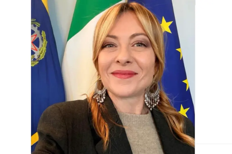 Prime Minister of italy Giorgia Meloni: میرا کوئی مالک نہیں- اطالوی وزیراعظم میلونی نے پہنے بھارتی بالیاں، سیلفی نے مچایا تہلکہ، ٹرمپ کو اشاروں میں جواب؟