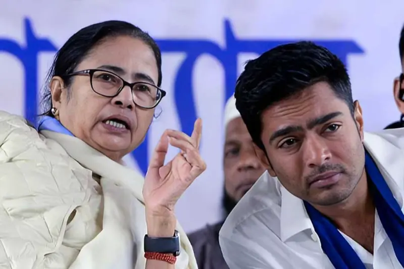 ভোটগণনার শেষ মুহূর্তের প্রস্তুতি, ভবানীপুর নিয়ে কালীঘাটে জরুরি বৈঠকে মমতা - এবেলা