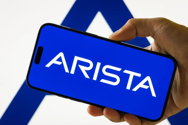 AI Networking Winner? Arista Surges After Blowout Quarter, Outshining Cisco