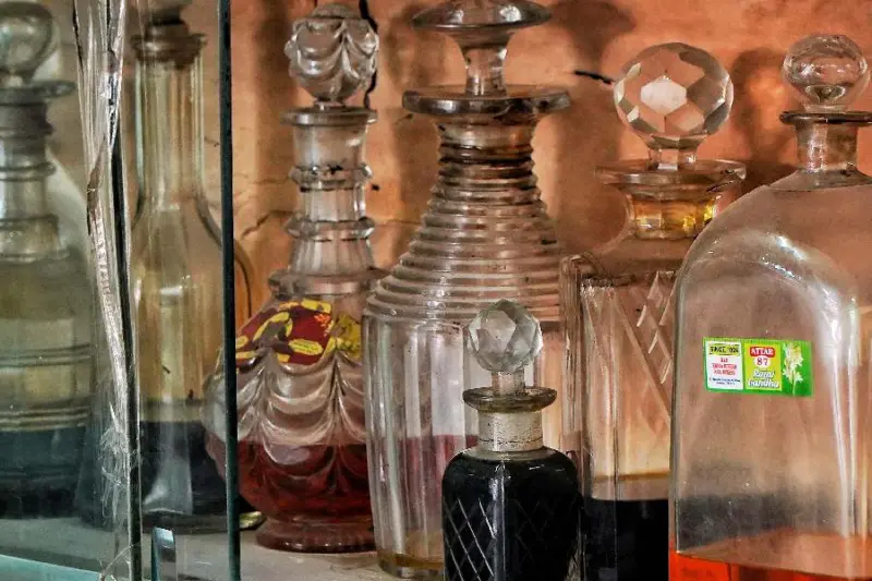 'Rose for Bose, rooh khhas for Tagore': Inside a Kolkata attar house that bottles scents and stories