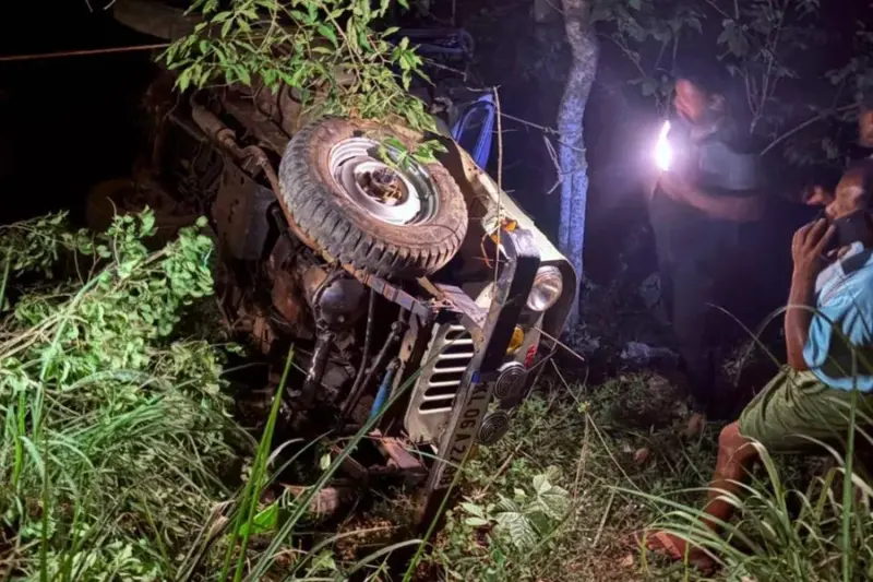 Jeep plunges into gorge in Idukki; woman and six-month-old baby among two dead