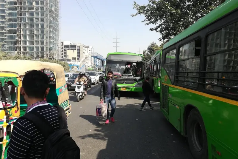 Delhi: DTC Launches Citywide Travel Survey To Redesign Bus Routes, Seeks Commuter Data On Habits, Safety And Service Gaps