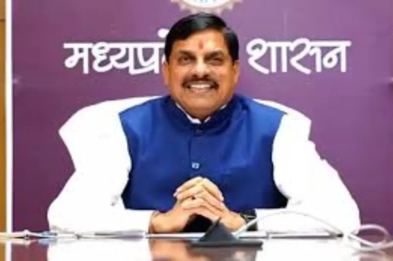 Mohan Yadav Govt Strengthens Street Vendors Through PM SVANidhi Yojana in Madhya Pradesh