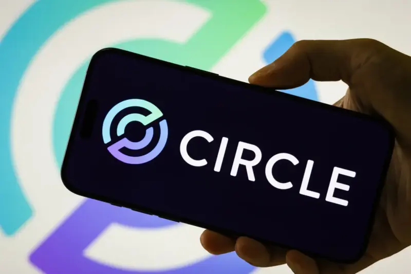 Circle's USDC Overtakes Tether As Stablecoin Transfers Hit $1.8 Trillion