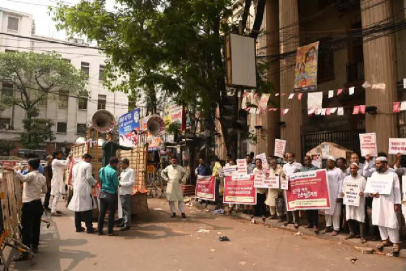 Fearful and uncertain, voters raise concerns over abandonment of rights at protest rally