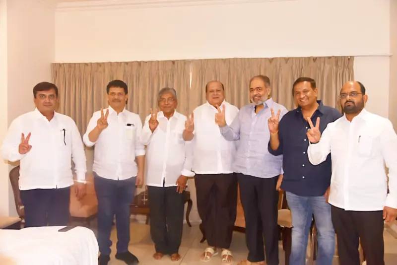 गोकुळ दूध संघाच्या निवडणुकीसाठी महायुतीच्या 'छत्रपती शाहू शेतकरी विकास आघाडी'ची घोषणा