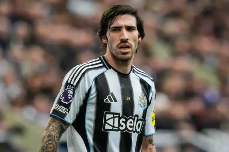 Sandro Tonali drops bombshell hint on Arsenal transfer: is his future at Newcastle in jeopardy?