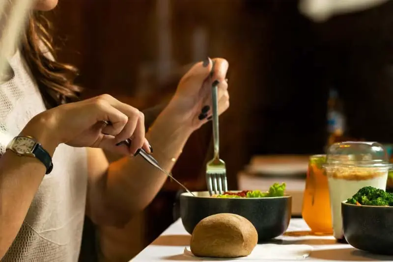 మీకు లేట్ నైట్ భోజనం చేసే అలవాటు ఉందా ?