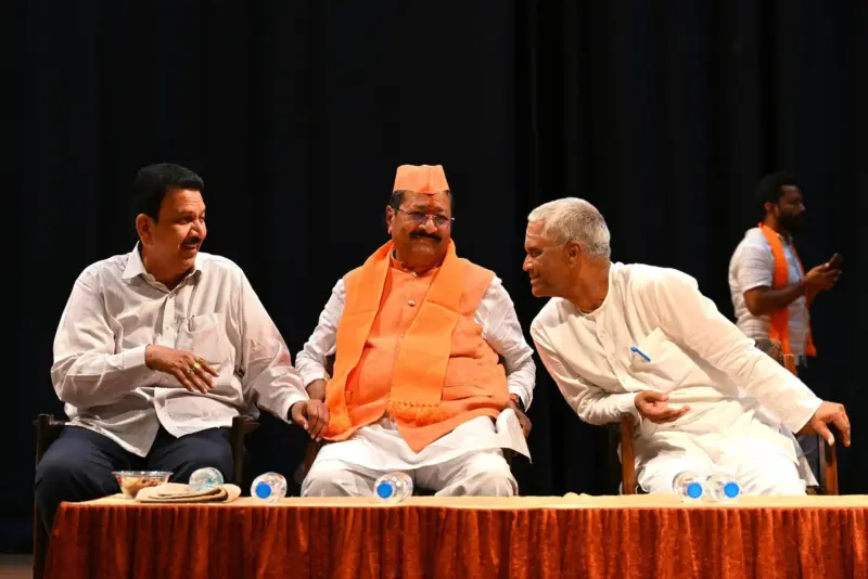 ಪಕ್ಷದಿಂದ ಹೊರಗಿದ್ದರೂ 'ಅಭ್ಯರ್ಥಿ ಪರ ಯತ್ನಾಳ್ ಅಬ್ಬರ: ಬಾಗಲಕೋಟೆಯಲ್ಲಿ ಹಳೆ ದೋಸ್ತಿಗಳ ಅಪರೂಪದ ಸಂಗಮ!