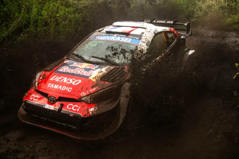 Sébastien Ogier's dramatic setback: puncture costs him two minutes and three positions at Safari Rally