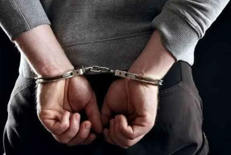 रांची में ड्रग्स सिंडिकेट का पर्दाफाश: 400 ग्राम ब्राउन शुगर, हथियार और लाखों कैश के साथ दो तस्कर गिरफ्तार