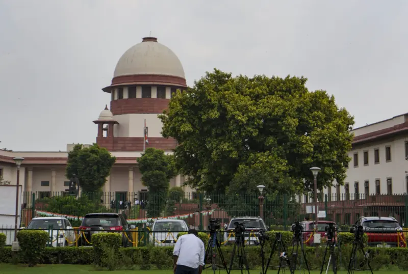 Haryana Civil Judge Exam: Apex court urges HC to consider relaxing 45% marks rider for SC candidates