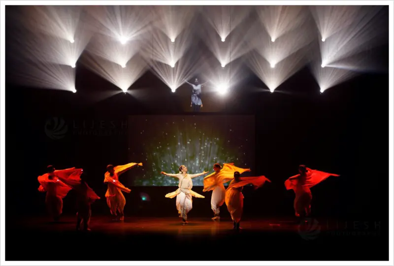 Laatu & jugaad: A lighting designer explores his Indian classical dance journey