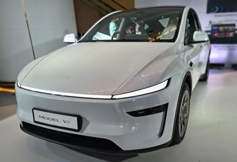 Tesla throws down the gauntlet with the Model Y L