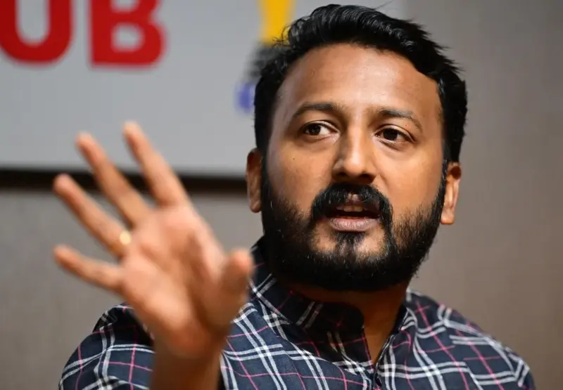 പണത്തിന് മേലെ പാലക്കാട് പറക്കും; ശോഭാ സുരേന്ദ്രനെതിരെ രാഹുല്‍ മാങ്കൂട്ടത്തില്‍