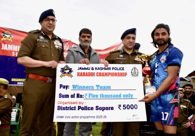 J&K Police conclude sports activities under Civic Action Programme in Sopore; DIG NKR Graces Event.