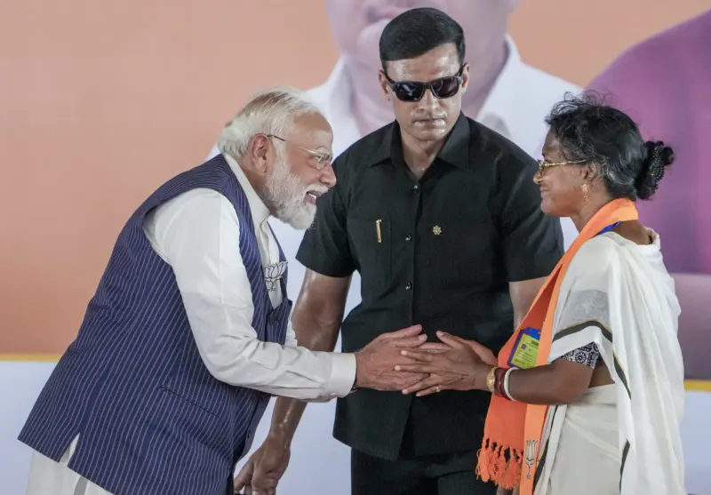 'Wave of change' evident: PM Modi at Bengal's North 24 Parganas rally
