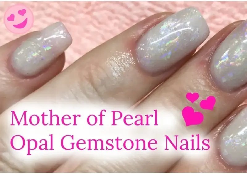 Mother-of-pearl nails dominate Oscars 2026 red carpet
