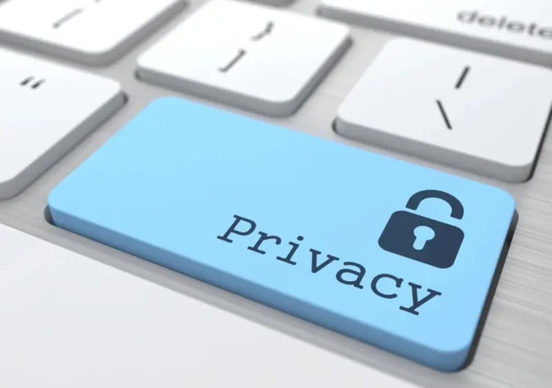 Online Privacy in the Era of Social Platforms: How to Configure Security Settings the Right Way