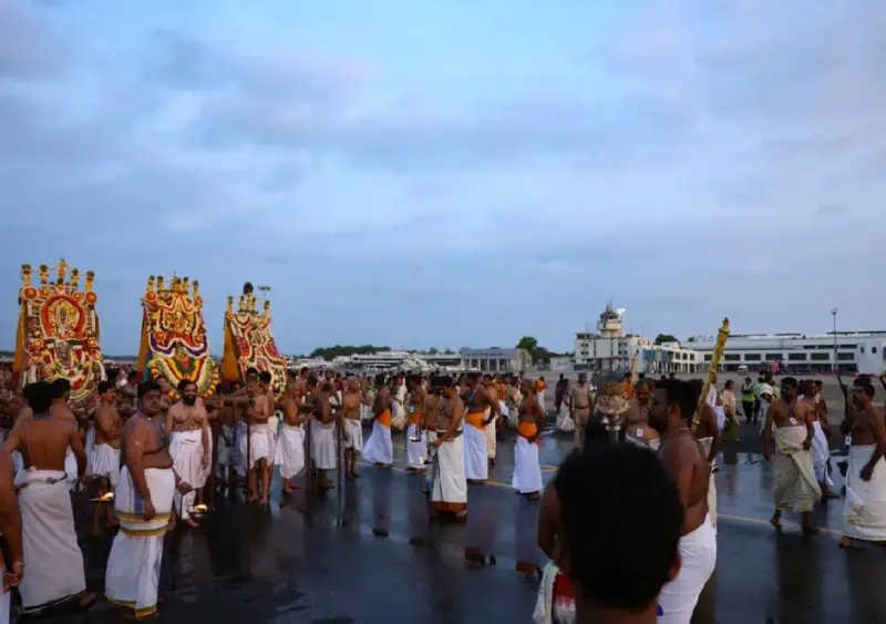Runway becomes a path of faith at Thiruvananthapuram airport