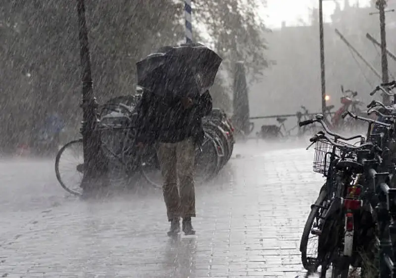 Rain likely in coastal districts over next three days