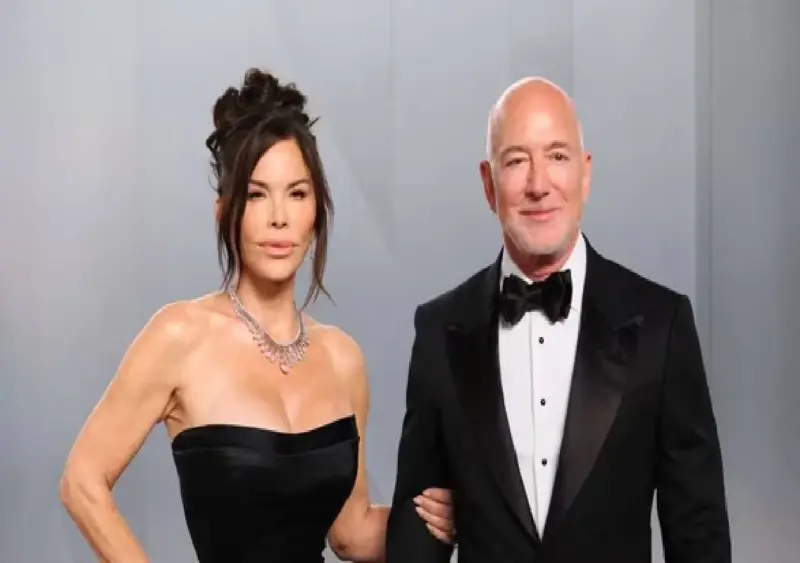 Inside Jeff Bezos' billionaire bunker lifestyle