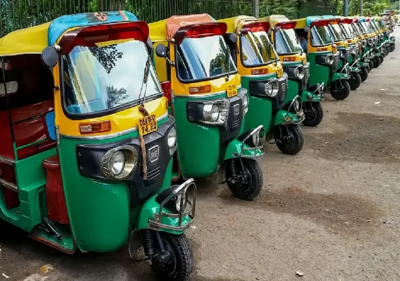 LPG shortage hits Mysuru auto drivers amid fuel crisis