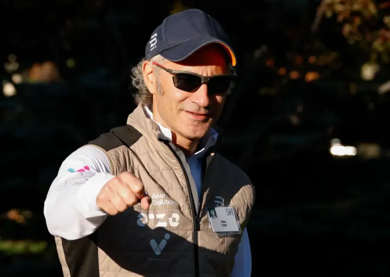 Palantir Crushed Nvidia, Microsoft And Most AI Stocks In 2025 - And Investors Didn't Care About Valuation