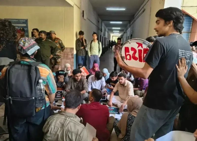 Row at Jamia Millia Islamia over VC's 'Mahadev DNA' remark, SFI protests
