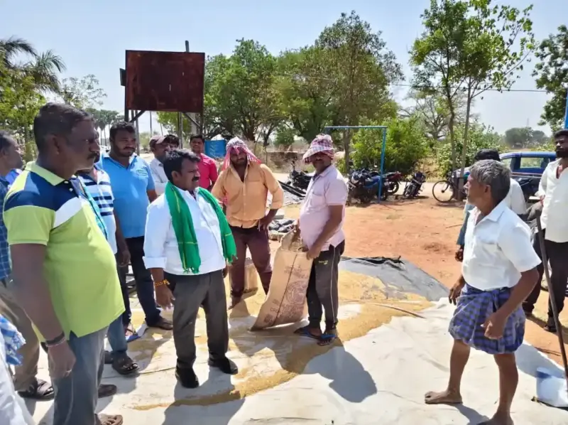 మిల్లర్ల అక్రమాలపై నంగునూర్ మార్కెట్ చైర్మన్ ఫైర్!