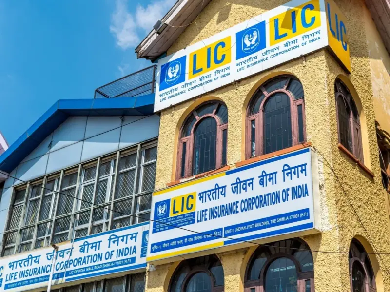LIC share price jumps nearly 16% in April; here is what charts suggest