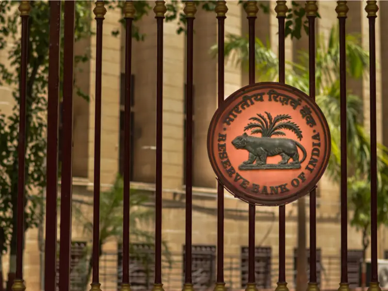 RBI Bars Default Loss Guarantee Agreements In P2P Lending Space