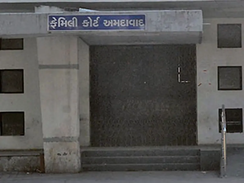 Divorce plea after wife says 'no' to joint family