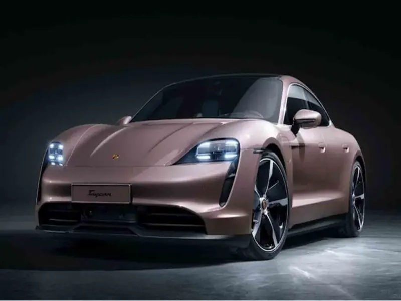 భారత్ మార్కెట్లో పోర్షే టేకాన్ ఎలక్ట్రిక్ లాంఛ్!