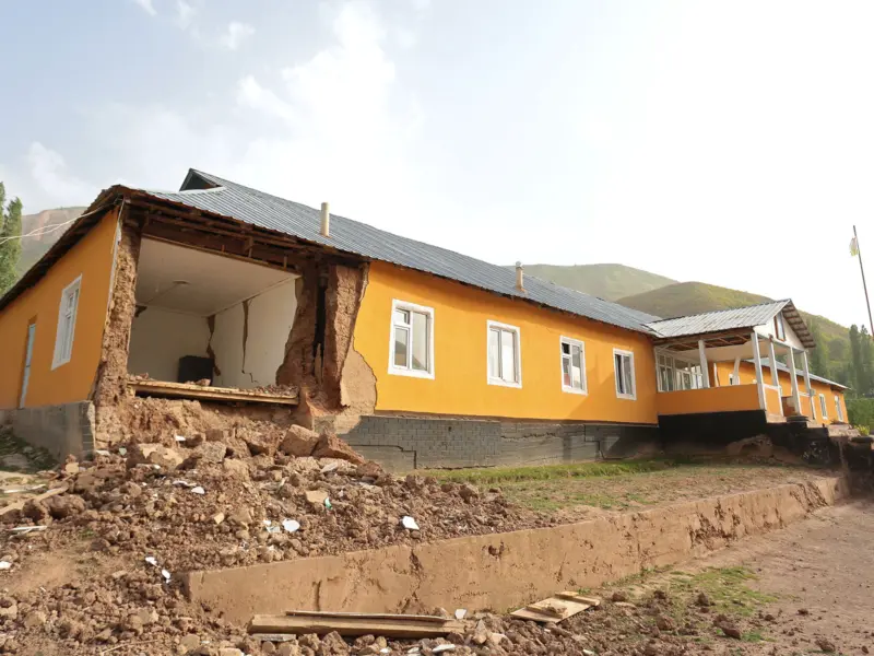Earthquake of magnitude 5.3 strikes Tajikistan